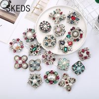 hotx【DT】 SKEDS Luxury Baroque Decoration Round Brooches Pins Rhinestone Badges Jewelry