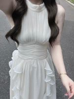 Genuine Uniqlo High-end Summer sleeveless French style halterneck suspender long skirt 2023 new Korean style white high-end dress for women