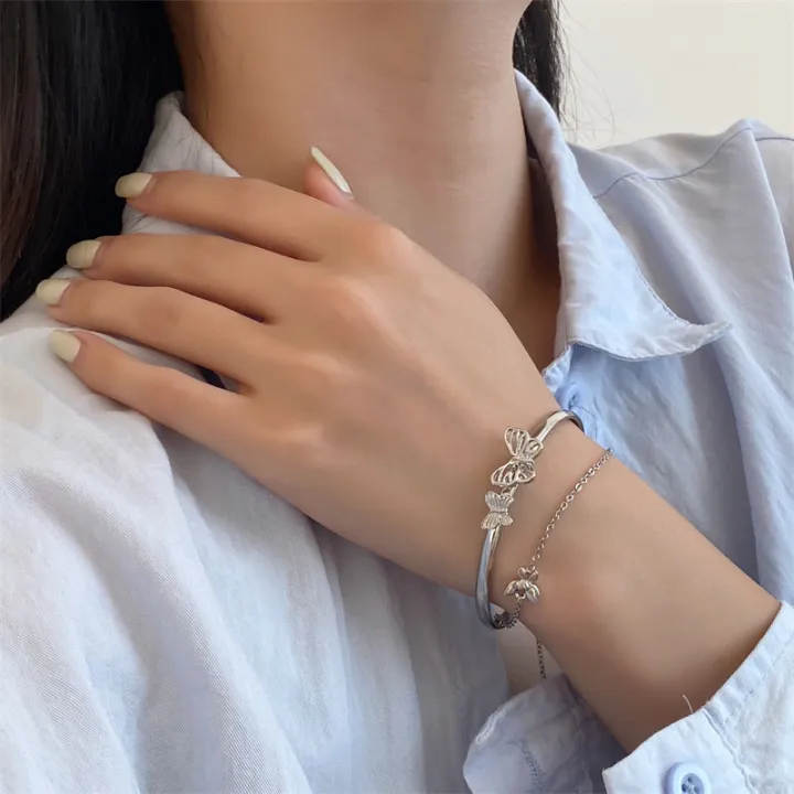trendy-small-design-bracelet-unique-half-bracelet-design-eye-catching-tassel-bracelet-half-bracelet-half-chain-design-feminine-charm-bracelet