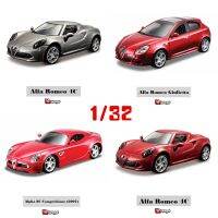 1:32 Alfa Romeo 8C 4C ไดคาสท์และของเล่นยานพาหนะโลหะโมเดลรถของเล่นจำลองสูงคอลเลคชั่นเด็กใบอนุญาตของแท้