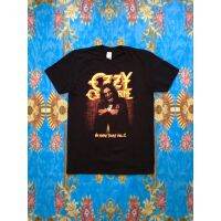 เสื้อยืดคอกลมผ้าฝ้าย 100%OZZY OSBOURNE  เสื้อวง Ozzy Osbourne สินค้านำเข้า ลิขสิทธิ์แท้S-4XL S-5XL