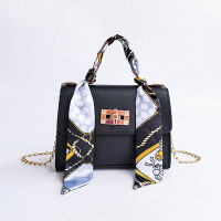 ZHUHAO Silk band Bow LOCK กระเป๋าสี่เหลี่ยมขนาดเล็ก PU หนังโซ่กระเป๋าถือ Crossbody กระเป๋า