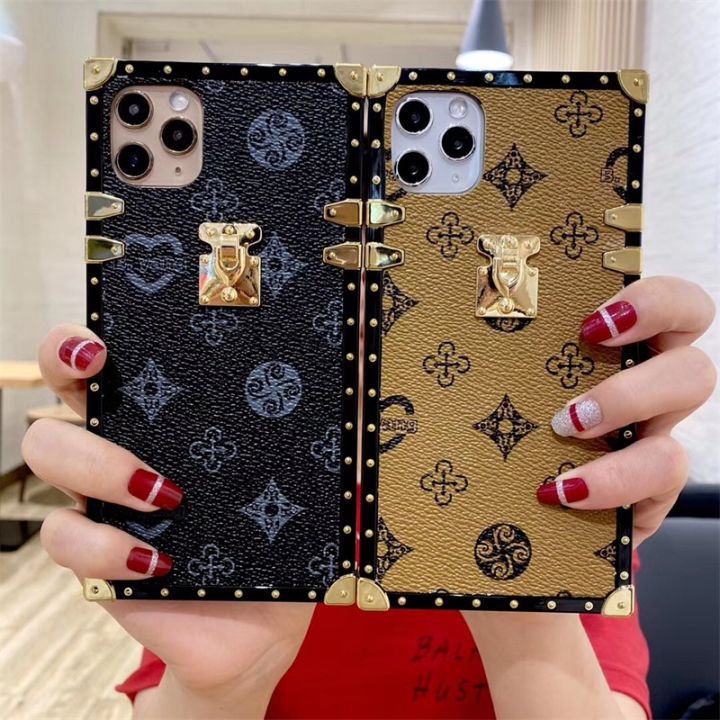 Luxury Geometric Case For Funda iPhone 13 12 11 Pro XS MAX XR 7 8 Plus SE 2  Fashion Square Leather Cover For Samsung S21 S20 FE