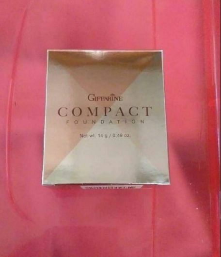 แป้ง-รองพื้น-กิฟฟารีน-giffarine-compact-foundation-แป้งตลับ-ทาหน้าผสมรองพื้น-และ-วิตามินอี-เนื้อแป้งเนียนละเอียด