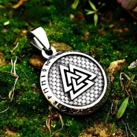 วินเทจสแตนเลสผู้ชาย Valknut จี้สร้อยคอโกธิคพั้งค์นอร์ดิกไวกิ้งอักษรรูนส์เครื่องประดับโทเท็มย้อนยุค