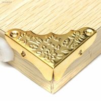 ■ Wholesale 37mm Right angle corners Green bronze Wooden box Gift Protection angle Decorative Floral Antique wrap iron