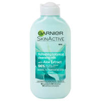 (สินค้าจากอังกฤษ) Garnier Natural Aloe Extract Cleansing Milk for Normal Skin 200ml