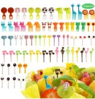 Cartoon Fruit Fork Creative Children Snacks Cake Dessert Mini Animal Cute Reusable Plastic Fruit Fork Household Party Decoration