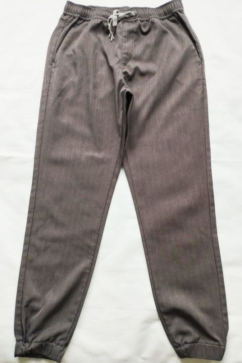 gu-joggerpants-จียูกางเกงขาจั้ม-กางเกงจ็อกเกอร์ชาย-สีน้ำตาลลายริ้ว-ไซส์-s-30-34-สภาพเหมือนใหม่-ไม่ผ่านการใช้งาน
