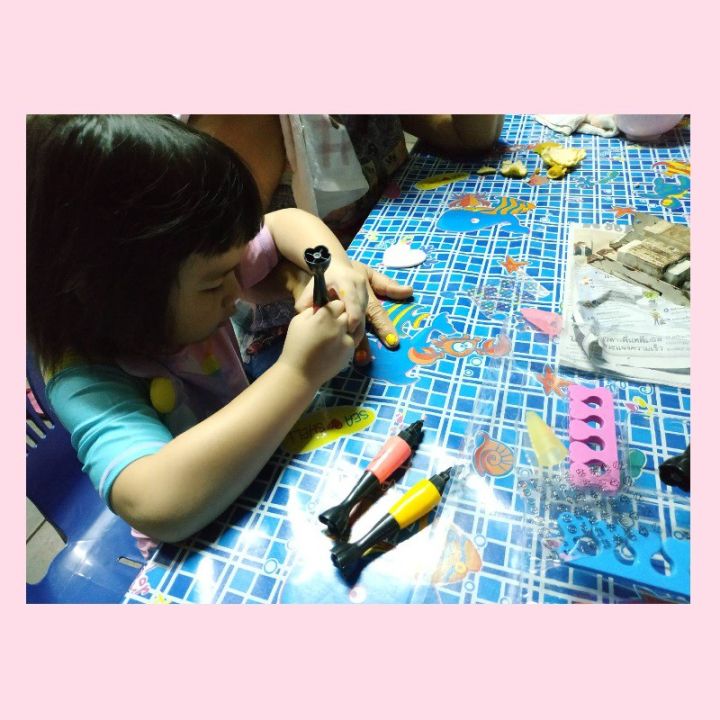 เสริมสร้างพัฒนาการสมอง-เกมครอบครัว-อุปกรณ์แต่งเล็บ-ทำสีเล็บ-nail-art-pens-girls-creator-2-in-1-ของเล่นได้-เขียนได้-ระบายได้-อุปกรณ์ครบในชุดเดียว-ของเล่นเสริมทักษะ-เกมฝึกสมอง