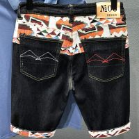 New Denim Shorts Mens Stitching Embroidery Ripped Knee-Length Shorts White Black Retro Blue Fashion High Quality Jeans