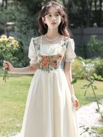 เสื้อผ้าแฟชั่นสำหรับสุภาพสตรี French palace restoring ancient ways the wind off two square collar dress new temperament show thin is the fairy broken flower skirt