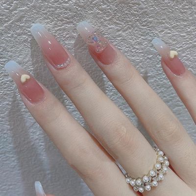 [COD] Gradient pearl love three-dimensional bear wearing nail art piece finished fake detachable patch manicure