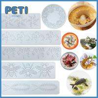 PETIHOME เครื่องมืออบขนม แม่พิมพ์ฟองดองท์ ตกแต่งขอบ ลายฉลุช็อคโกแลต แม่พิมพ์ลูกไม้เค้ก แม่พิมพ์ซิลิโคนแม่พิมพ์ พรมลายลูกไม้ ผึ้งพวงหรีดดอกไม้