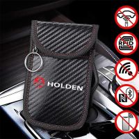 ㍿ Carbon Fiber Car Keys Case Keychain RFID Shielding Key Credit Card For Holden Astra Commodore Cruze Monaro Colorado Accessories