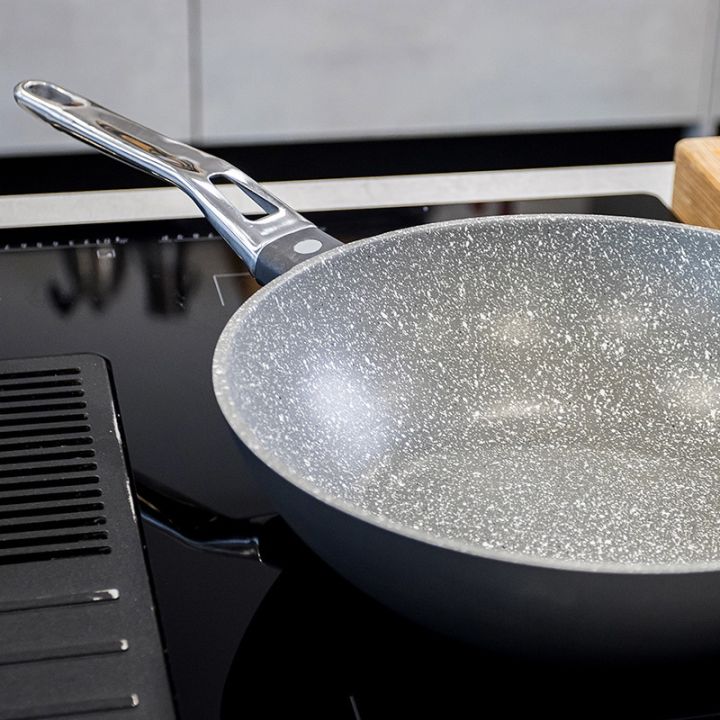 masterclass-cast-aluminium-non-stick-stir-fry-pan-frying-wok-kuali-tidak-melekat-กระทะ