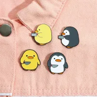 【YF】 Cutie Enamel Pins Chick Little Dagger Brooches Lapel Badges Cartoon Fun Jewelry for Kids Friend