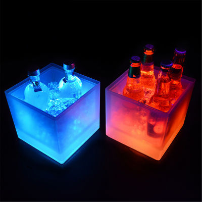 LED Che Cambia Colore Wine Whiskey Buckets Secchiello Per Ghiaccio Square RGB Luminous Ice Bucket Kitchen Bar Accessories