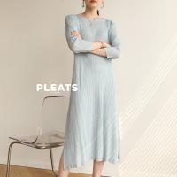 PLEATS DRESS - D051