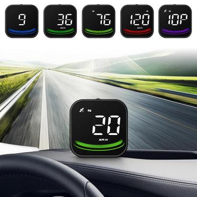 Xinanhome รถ HUD Head Up Display 2 ”USB Digital GPS Speedometer พร้อมทิศทางการขับขี่ Over-Speed และ Fatigued Driving Alarm Digital GPS Speedometer