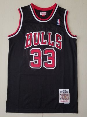 Ready Stock Ready Stock Mens No 33 Scottie Pippen Chicago Bulls Mitchell Ness 1997-98 Hardwood Classics Swingman Jersey - Black