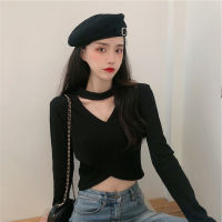 Design V-neck long sleeve base shirt Womens Spring Black inner high waist sweater sexy halter short top