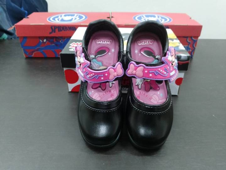 adda-รองเท้านักเรียนเด็กผู้หญิง-รองเท้าหนังดำเด้กอนุบาล-ลาย-minnie-ตัวใหม่ล่าสุด-รุ่น-41c17