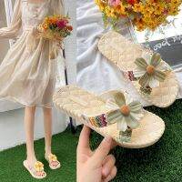 [Hot Style] Sandals New Four-Leaf Flat Flop Outing Beach Shoes