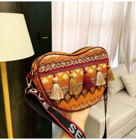 -gh230522g The new 2023 Bohemian peach heart tassel bag color tribal ethnic wind one shoulder. Lady inclined shoulder bag