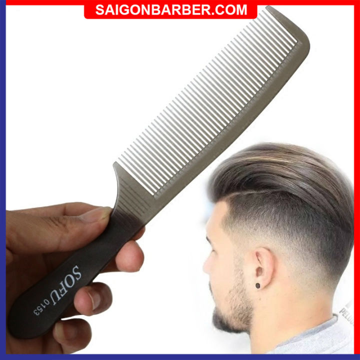 Với thiết kế độc đáo, lược cắt tóc nam SOFU 0153 chuyên nghiệp được trang bị cho những chuyên gia cắt tóc hàng đầu. Khác biệt và đầy tính nghệ thuật, lược giúp tạo ra những kiểu tóc đẹp và khác biệt, tăng thêm phong cách và tự tin cho các quý ông.