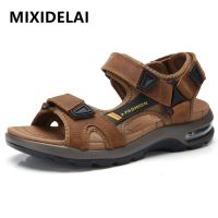 2023 New Fashion Mens Sandals Summer Soft Beach Flip Flop Comfortable Genuine Leather Sandals Outdoor Men Roman Sandals Size 46 House Slippers