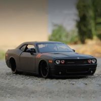 Maisto 1:24 Dodge Challenger 2008ดัดแปลงกล้ามเนื้อรถล้อแม็กรถยนต์รุ่น D Iecasts และของเล่นยานพาหนะคอลเลกชันรถของเล่นเด็กของขวัญ