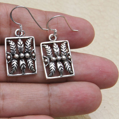 Thai design earrings sterling silver ลวดลายไทย น่ารักทำจากมึอลวดลายไทยตำหูเงินสเตอรลิงซิลเวอรสวยของฝากที่มีคุณค่า สวยเด่น สดุดตา