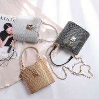 Hot selling [※Super eye-catching※] 2023 summer new shoulder bag rhinestone banquet portable diagonal multi-functional female