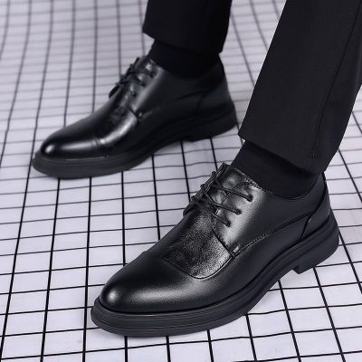 Designer Brand Black Leather Shoes for Men Wed Dress Shoe Lace Up Casual Business Oxfords Point Toe Office Formal Shoes for Male