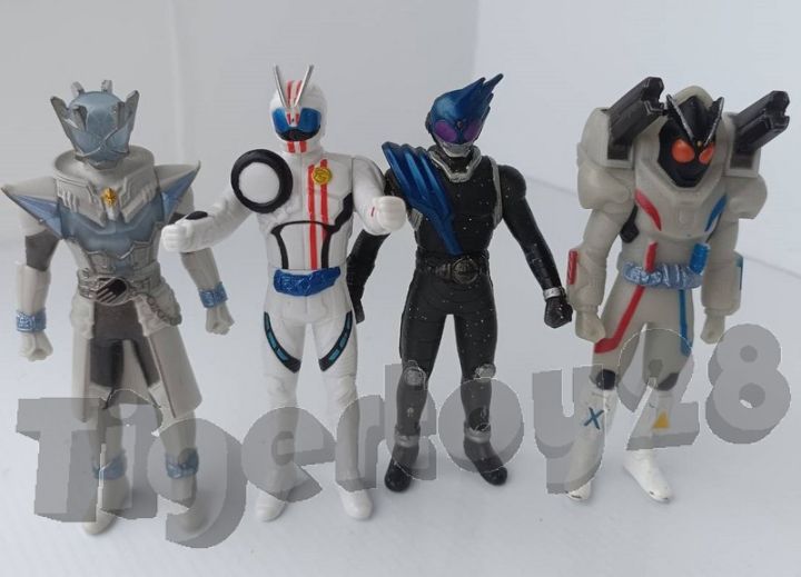 bandai-kamen-rider-hero-series-drive-kamen-rider-wizard-แพ็ค-2-ตัว