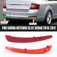 สำหรับ Skoda Octavia A7 5E 2013 ~ 2019แต่งรถตัวสะท้อนแสง Bemper Belakang โคมไฟไฟท้ายด้านซ้ายขวาอุปกรณ์เสริม5E5945105 5E5945106