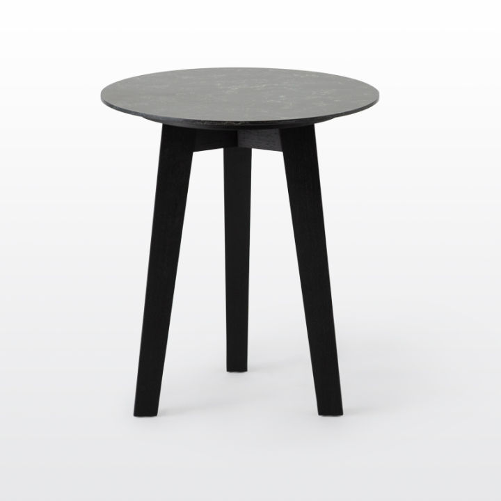 modernform โต๊ะข้าง รุ่น CALICO ขาสีดำด้านโชว์เสี้ยน TOPหินควอทซ์สีดำ