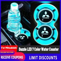 CHENJIE คุณภาพสูง Dazzle LED 7สีรถ Coaster / Luminous Car Water Cup Pad รถ Anti Slip Cup Mat Smart Induction รถถ้วยเบาะ Auto ตกแต่งภายในรถอุปกรณ์เสริมสำหรับ Mitsubishi Montero Sport Mirage Adventure Pajero Lancer Strada L L ค่ะ