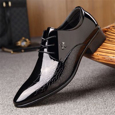 2023 Newly Mens Luxury Patent Leather Shoes Italian Black Oxford Wedding Shoes Classic Man Derby Dress Shoes Plus Size 38-48