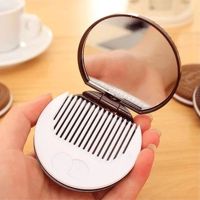 Women Girls Chocolate Cookie Mini Pocket Mirror With Comb Princess Portable Sandwich Biscuit Shape Makeup Cosmetic Folding