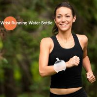 Outdoor Sport Water Bottle Wrist Kettle Squeeze Garrafa De Água Running Riding Climb Portable Silicone Water Bottle Soft Flask