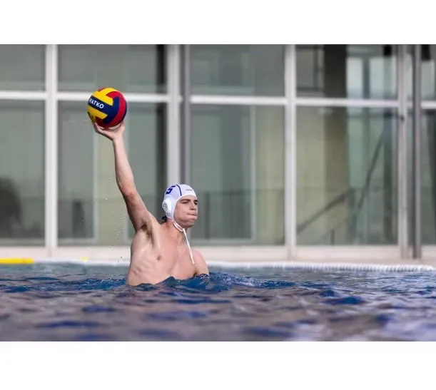 water-polo-ball-yellow-blue