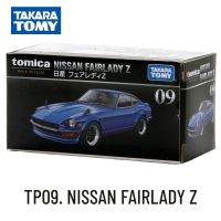 Takara Tomium Tomica แบบจำลองรถยนต์ Toyota Honda ของตกแต่งห้องเด็กนิสสันตุ๊กตาคริสต์มาสกวางเรนเดียร์คริสต์มาสฮาโลวีนสำหรับเด็กหญิงเด็กชายเด็ก