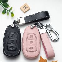 ▼✠❇ Leather Car Key Case Cover for Hyundai i30 Ix35 KONA Encino Solaris Azera Ig Accent Santa Fe Palisade 2017 2018 2019 Keyring