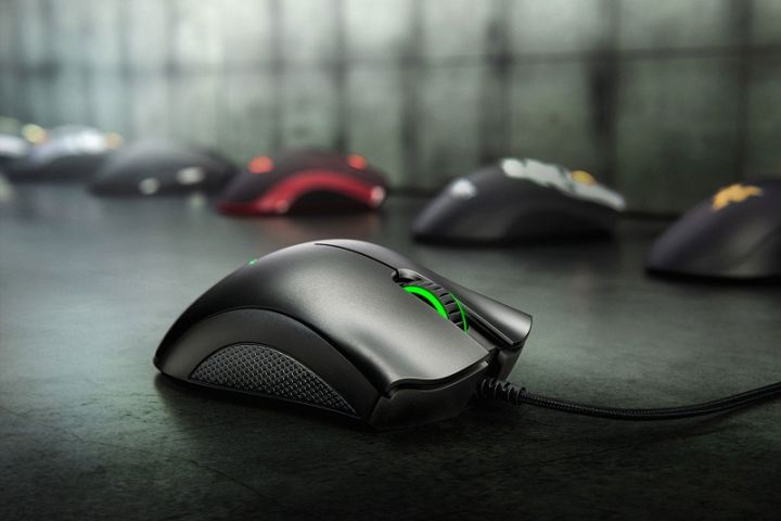 razer-deathadder-essential-gaming-mouse-black-เมาส์เล่นเกมสีดำ-ของแท้-ประกันศูนย์-2ปี