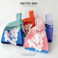 Knitted Tote Bag Vest Vest Vest Bag Cute Little Flower Knitted Bag Large Capacity Tote Bag Fashion Girl Bag