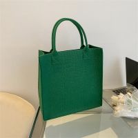 [COD] Large-capacity stone ladies portable square bag 2022 new fashion retro solid foreign style large