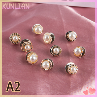 [KUNLIAN] 10pcs กระดุมเข็มกลัดชุดแฟชั่นมุก rhinestones PIN Coat Accessories