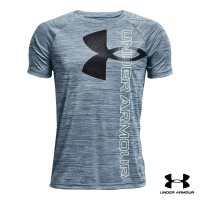 Under Armour UA Boys Tech™ Split Logo Hybrid Short Sleeve อันเดอร์ อาร์มเมอร์ เสื้อเทรนนิ่ง สำหรับเด็กผู้ชาย